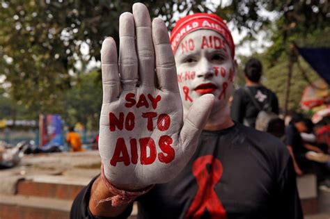 unaids report on global hiv and aids world economic forum