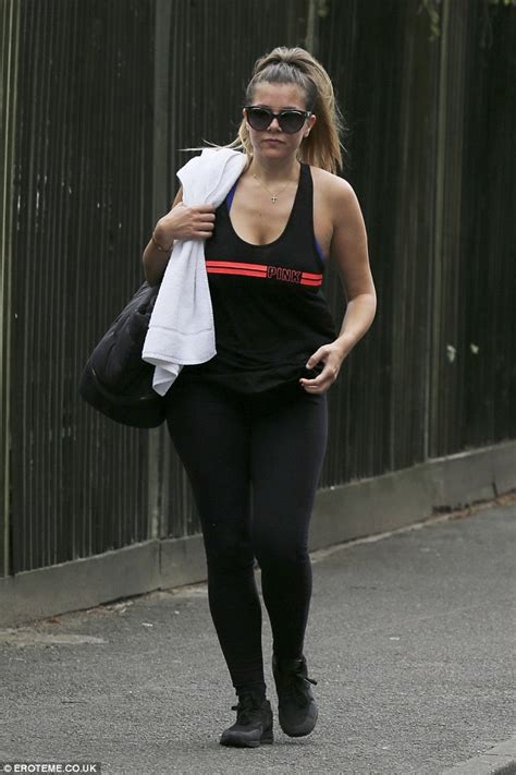 Imogen Thomas Flaunts Her Slender Curves In Skintight Workout Gear Daily Mail Online