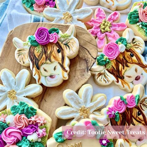 Highland Cow With Florals Cookie Cutter Lcwcookiecutters