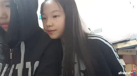 제로투 춘 이아린 땀범벅 겨드랑이 노출ㅗㅜㅑ 초딩보지 at DuckDuckGo | 교복 패션, 몸매좋은 여자, 패션