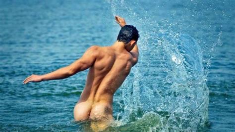 Rearview Naked Guy In The Ocean Gallery Of Men