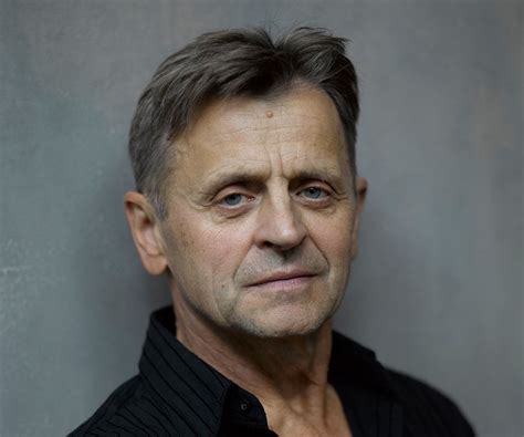 His age is 70 years old as in 2018. Mikhail Baryshnikov Biography - Childhood, Life ...