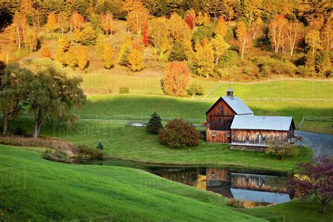 Autumn At Sleepy Hollow Farm Near Woodstock Vermont Usa Stock