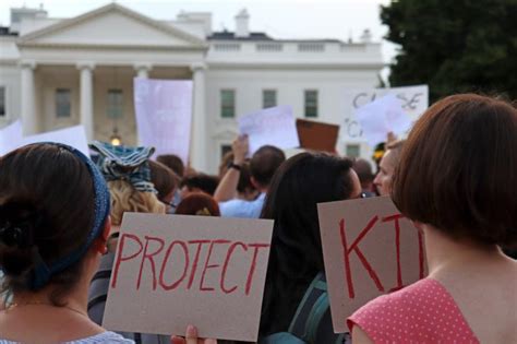 Photos Protesters Outside White House Call To Closethecamps Sojourners
