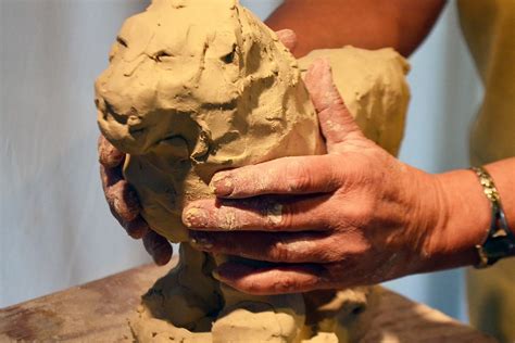What Is A Good Clay for Sculpting? - Spinning Pots