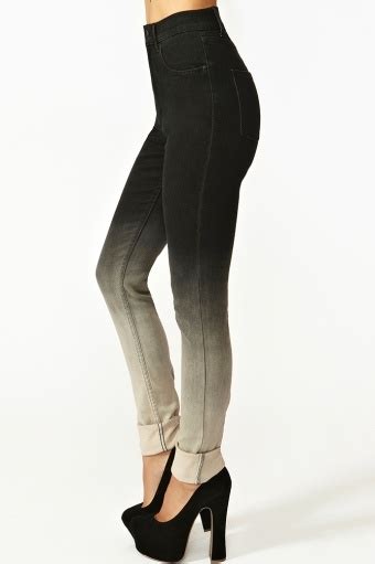 Diy distressed destroyed and bleached jeans. Black and white ombre fade jeans - NastyGal. Diy with ...