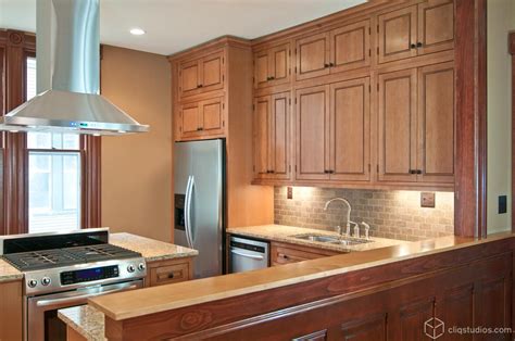 I was wondering if anyone out there knows of the best finish for maple. Fairmont inset kitchen cabinets - Maple Caramel Jute Glaze ...
