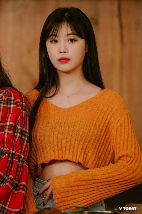 Orange V Neck Rib Thin Sweater Soojin Gi Dle K Fashion At