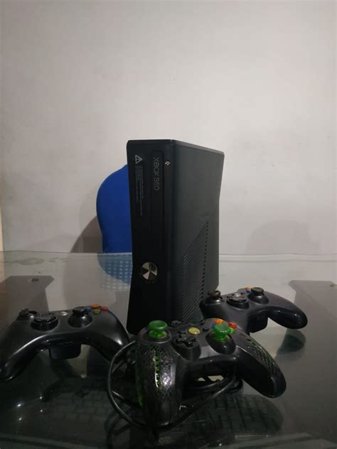 Consola Xbox 360 Slim 4gb 3controles Programada 50 Mercado Libre