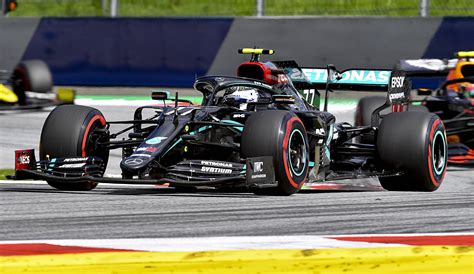 Hamilton startet ganz alleine von der strecke, das restliche fahrerfeld startet aus der box. Formel 1, GP von Ungarn: Das Freie Training heute live im ...
