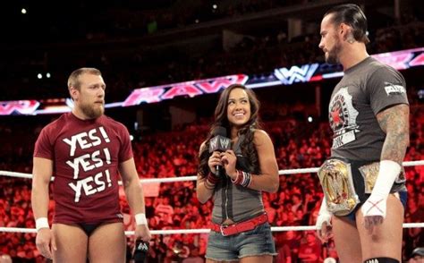 Cm Punk Aj Lee Wwe Couple Expecting First Child Following Marriage