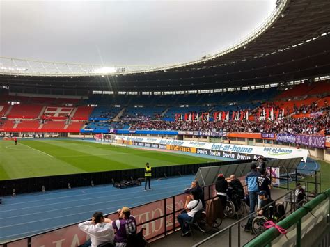 Rapid feiert mit 7.500 fans ein 1:0 gegen kopenhagen. Ö-News » Rapid schießt die Wiener Austria aus dem ...