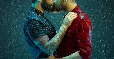 Straight Men Are Kissing — Heres Why Ozy A Modern Media Company
