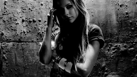 Avril Lavigne Wallpaper Black And White Abstraction Wallpaper