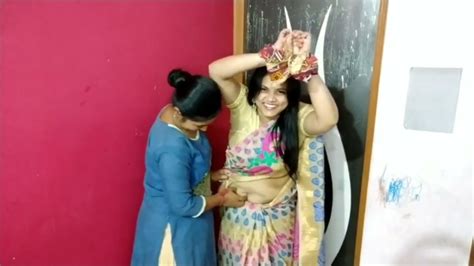 Navel Tickle In Saree Navel Tickle Videos New Navel Tickle Youtube