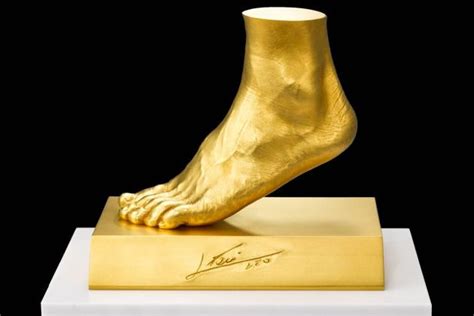 Lionel Messi Gold Foot By Ginza Tanaka Bonjourlife Messi Most