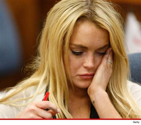 Lindsay Lohan Misses Flight Tempting Fate With Court