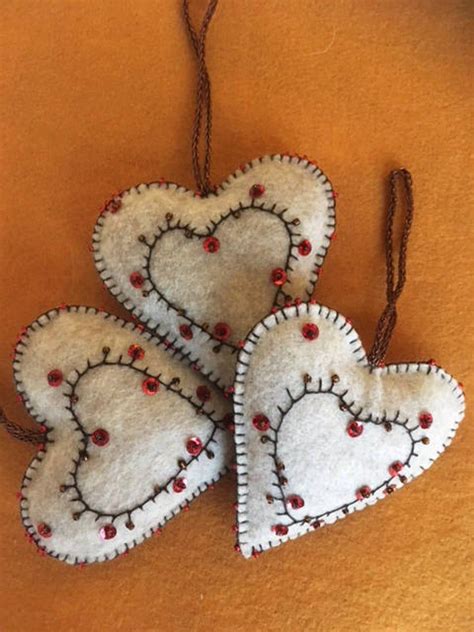 Elegant Felt Heart Ornament Gift Decoration Etsy Felt Hearts Crafts