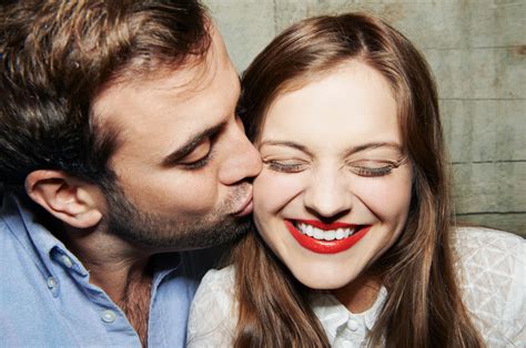 11 super weird things all couples in long term relationships do failing