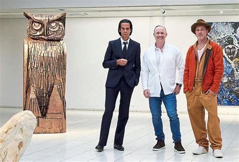 Hollywood Star Brad Pitt Zeigt Erstmals Seine Skulpturen Kunst