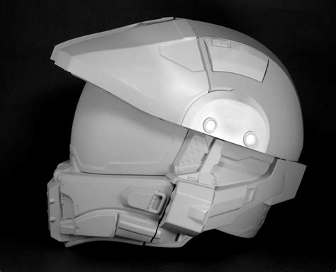 Official Halo Master Chief Motorcycle Helmet Safety Evolved Technabob