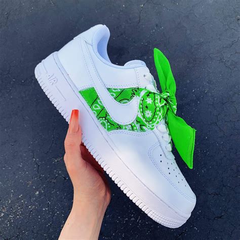 Green Bandana Af1 In 2020 With Images Custom Nike Shoes White Nike