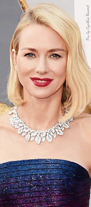 Oscars 2016 The Best Beauty Looks Of The Evening Naomi Watts Cynthia