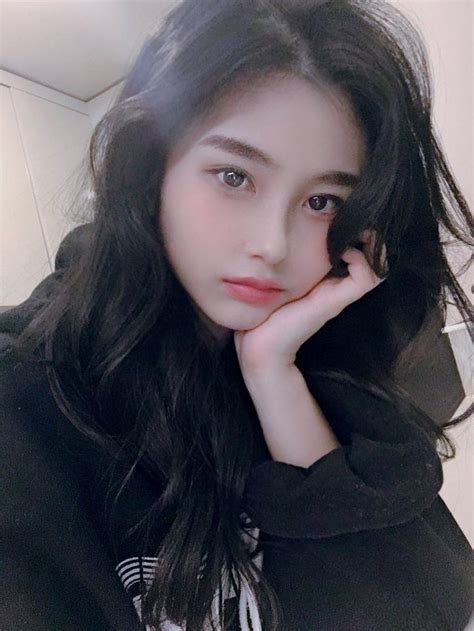 Syo On Twitter Cute Korean Girl Pretty Korean Girls Korean Beauty Girls