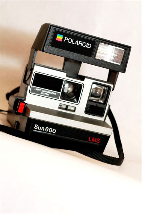 Vintage Polaroid Sun 600 Rainbow Instant 600 Film Camera