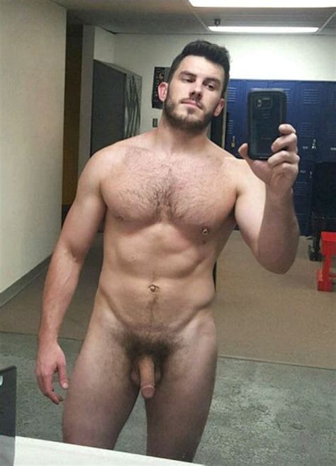 Flaunting In The Locker Room Page 82 Lpsg
