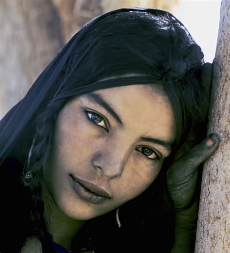 Fascinating Humanity Deer Eyed Tuareg Woman