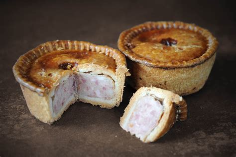 6 Piece Speciality Pork Pie Collection Toppings Pies
