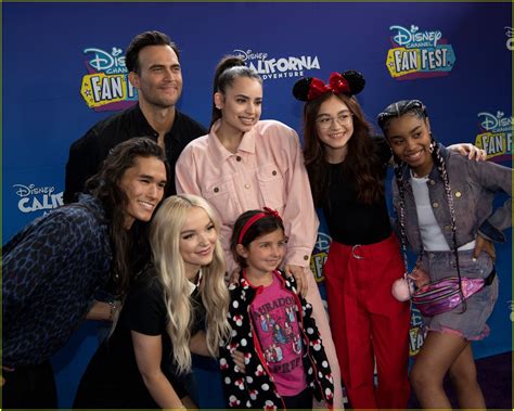 Dove Cameron And Sofia Carson Join Descendants 3 Cast At Disney Channel