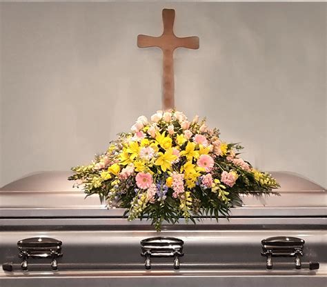 What type of casket do jews use? Spring Flower Mix Casket Spray - Lofendo Flowers