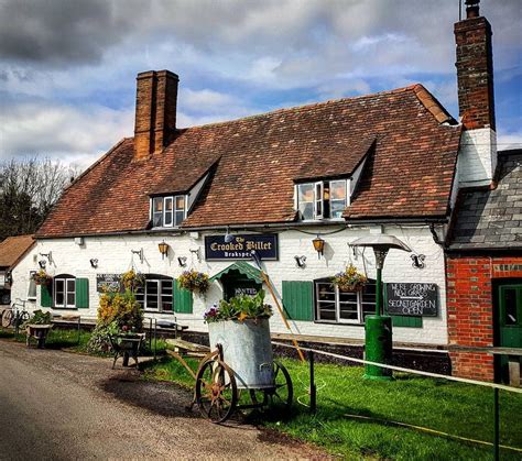 10 Best Pub Walks In The Chiltern Hills Best Pubs Places Mansions