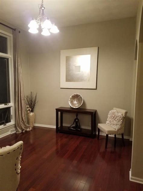Revere pewter is a light gray with warm undertones; Benjamin Moore. Walls: Revere Pewter HC-172. Trim: Chantilly Lace. | Revere pewter, Diy ...