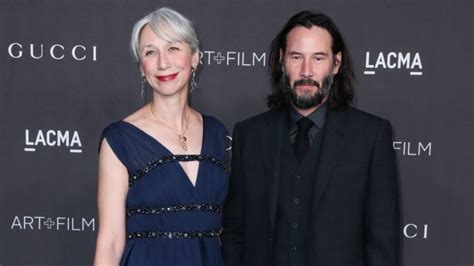 Who Is Alexandra Grant What To Know About Artist Who Has Been Dating Keanu Reeves For 4 Years
