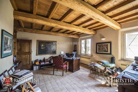 Umbria Restored Luxury Farmhouse For Sale Amelia A Luxury Villa