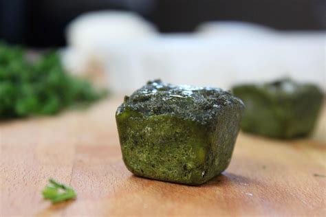 Fat And Happy Blog Basil Cubes How To Freeze Fresh Basil