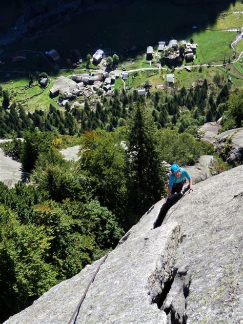 Clean Climbing Und Mehrseillängen Im Val Di Mello Kletterlehrerin
