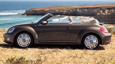 2012 Volkswagen Beetle Cabriolet 70s Edition Wallpapers And Hd Images