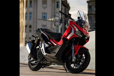 Honda's 2021 adv150 is a city scooter wrapped in adv styling. New Honda X-ADV 150 displayed at Gaikindo Indonesia ...