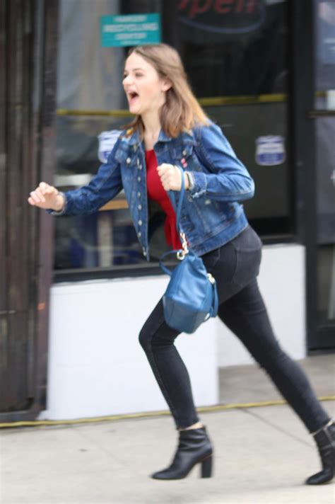 We did not find results for: Joey King - Shopping at the Farmer's Market in Studio City ...