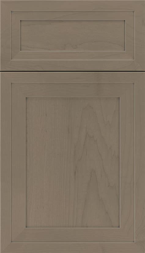 Fully custom kitchen cabinets cost $500 to $1,200 per linear foot with most homeowners spending $12,500 to $18,100. Winter Pewter Glaze Cabinet Finish on Maple - Kitchen Craft