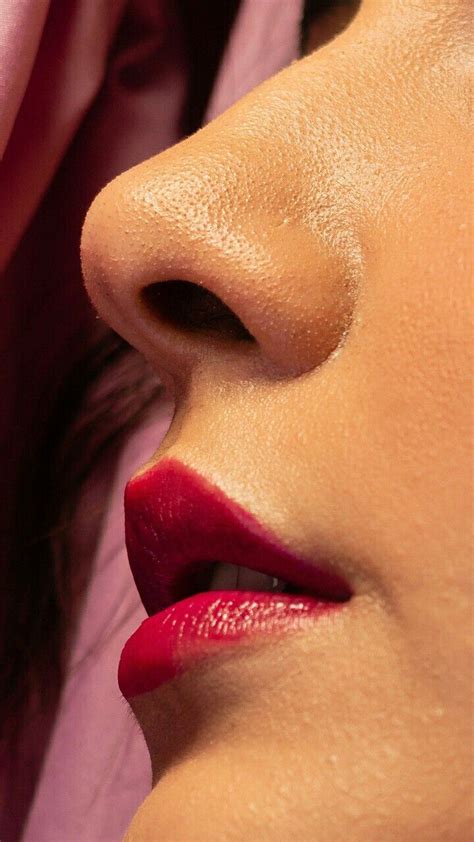 Pin By Nargis Khan On ருசியான உதடுகள் Girls Lips Actress Without Makeup Beautiful Lips