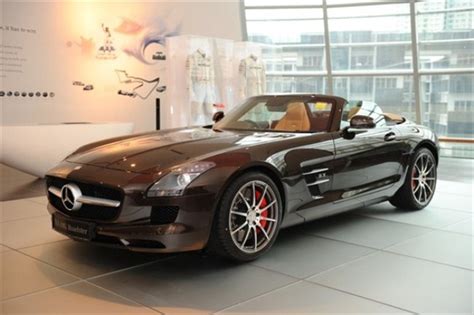Check spelling or type a new query. Mercedes-Benz-Debuts SLS AMG Roadster in Singapore