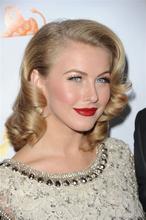 Julianne Hough Vintage Hairstyles Retro Hairstyles Chic Hairstyles