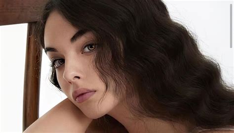 Deva cassel biography with parents height wiki net worth 2016 information. Deva Cassel, la figlia di Monica Bellucci risponde agli ...