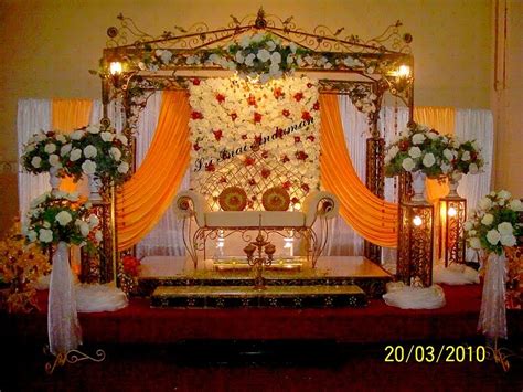 *kerusi makan pengantin 1 set. Sri Inai Andaman: Koleksi Pelamin Rumah & Dewan, Meja ...