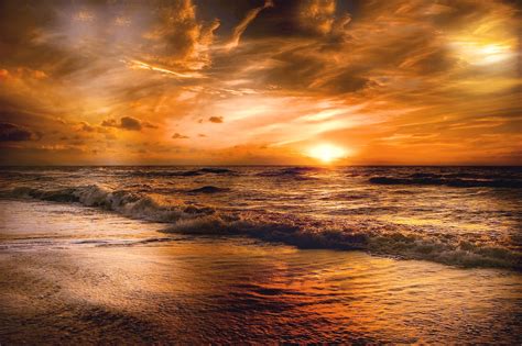 Orange Sunset Over the Ocean HD Wallpaper | Background Image | 1920x1276